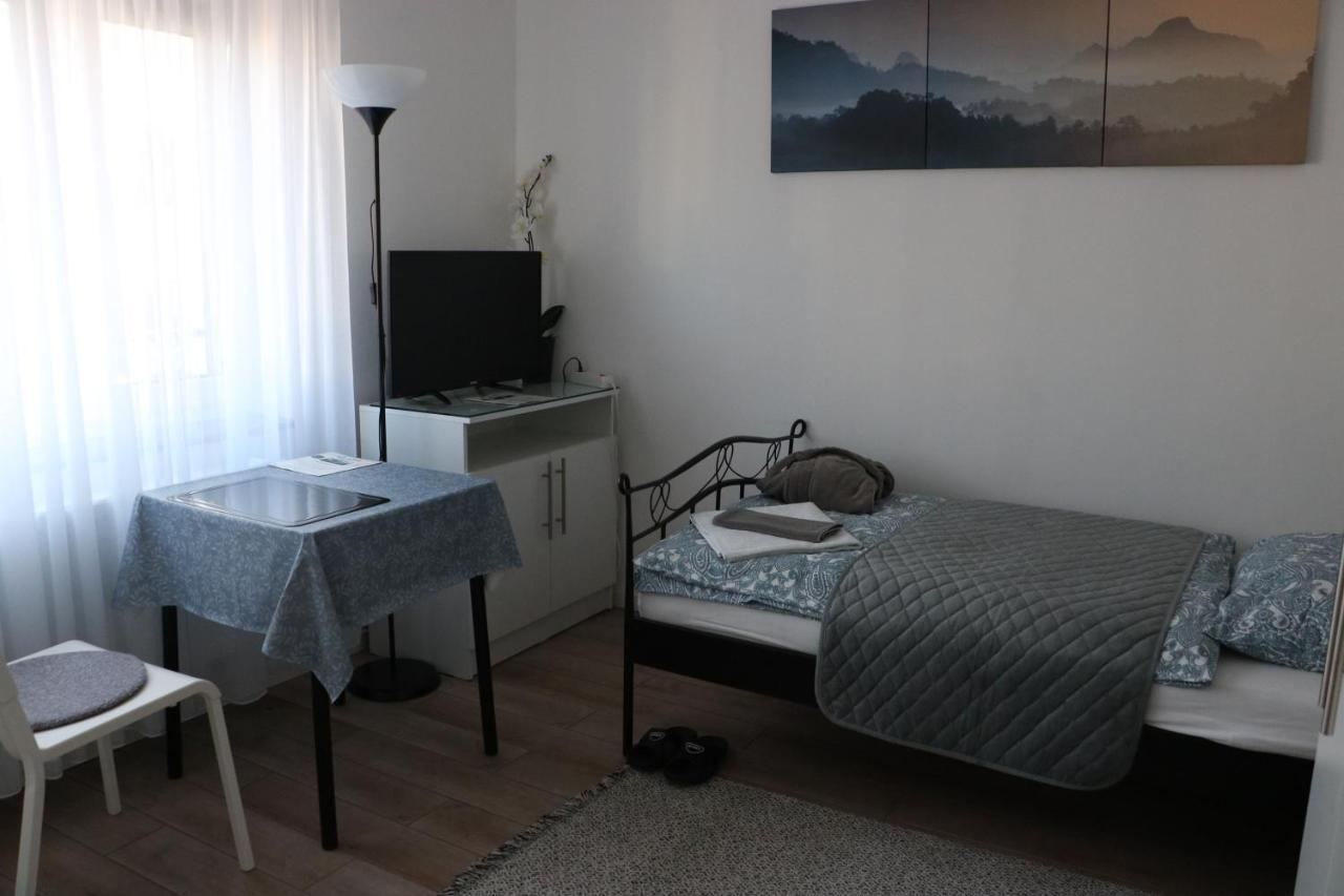 In Near The Airport/fair Inn Dusseldorf